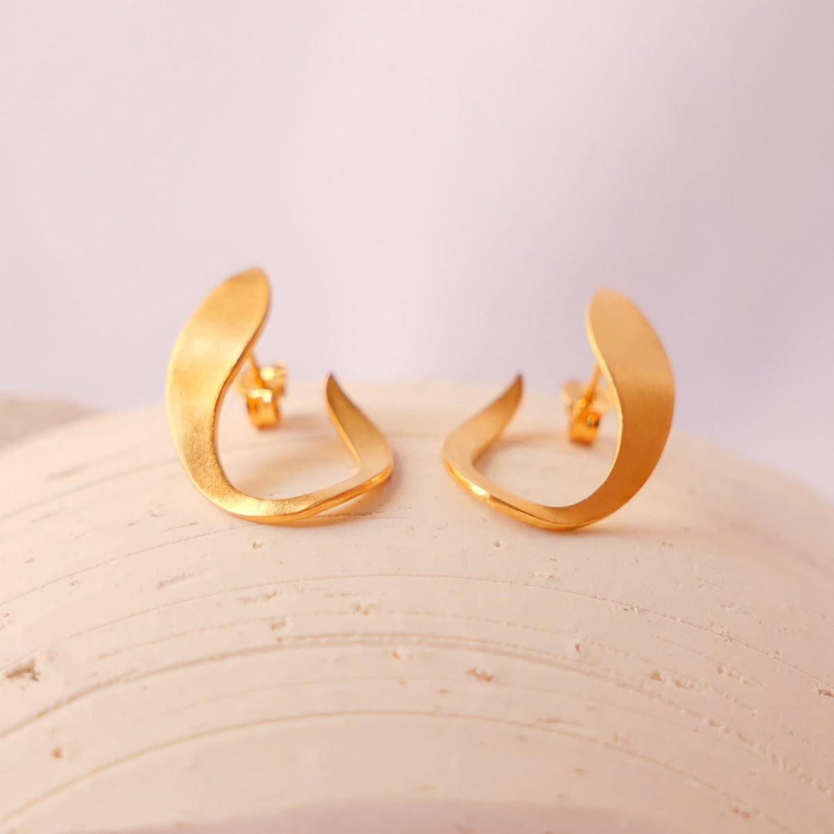 Kyma Earrings - Anemis