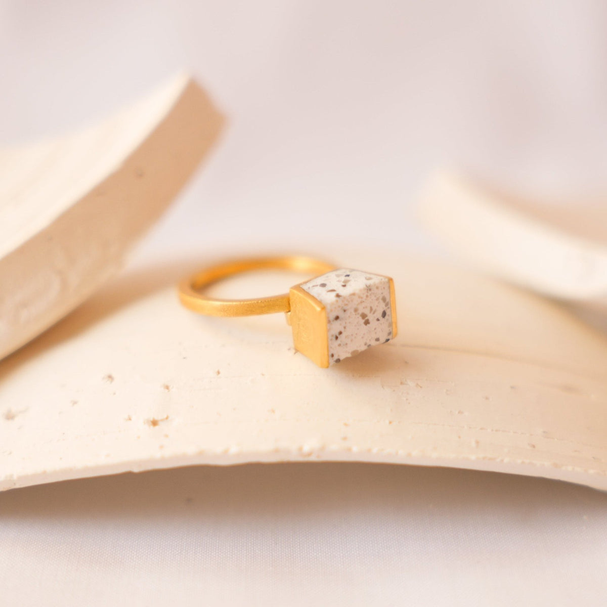 Forma Terrazzo Ring - Anemis