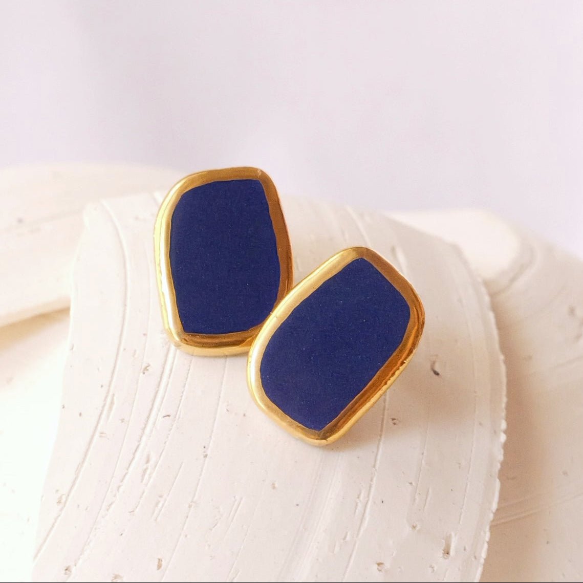 Linea Earrings - Anemis